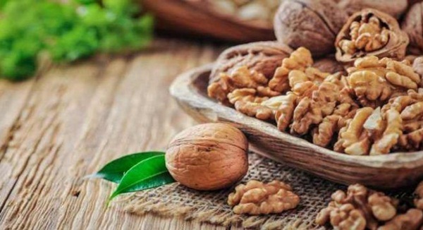 Hạt óc chó tốt nhưng nếu phạm phải những điều cấm kỵ này khi ăn có thể khiến bạn mất mạng-2