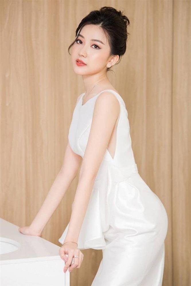 Trà Hoa hồng trên ngực trái khoe nhan sắc mong manh giữa ngày đông lạnh-10