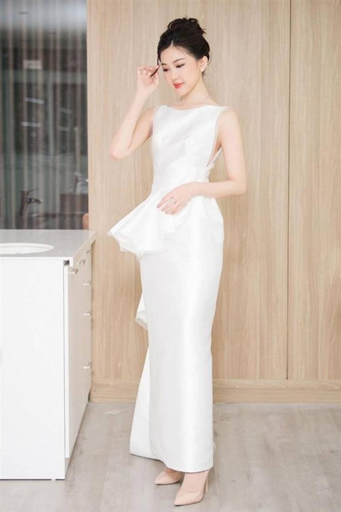 Trà Hoa hồng trên ngực trái khoe nhan sắc mong manh giữa ngày đông lạnh-6