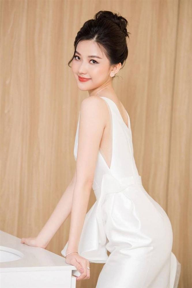 Trà Hoa hồng trên ngực trái khoe nhan sắc mong manh giữa ngày đông lạnh-7