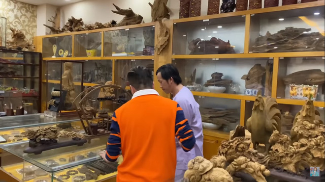 Khoe căn phòng chứa gia tài lên tới trăm tỷ, Hoài Linh giàu khủng khiếp cỡ nào?-8