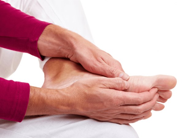 Tay chân lạnh, là dấu hiệu của 4 bệnh nguy hiểm nhiều người không nghĩ tới-2