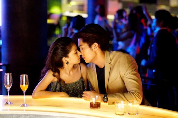 Chồng trộm 10 cây vàng của vợ để mua xe cho người tình, ngờ đâu lúc bán mới tái mặt biết đó vàng giả, kinh khủng hơn là đòn ra tay tiếp theo của vợ-1