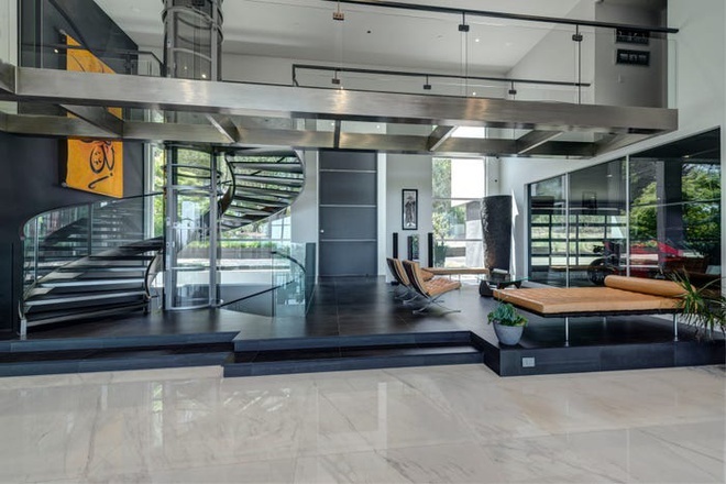 Biệt thự 10 triệu USD mô phỏng phi thuyền vũ trụ-6