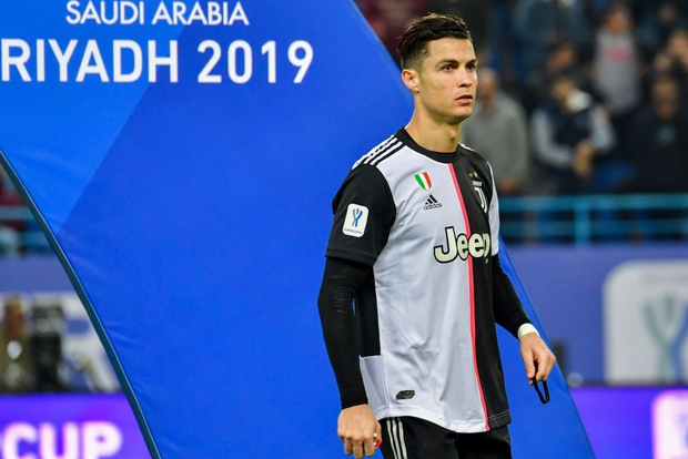 Đi thật xa để đá trận tranh cúp đầu tiên của mùa giải nhưng Ronaldo lại phải nhận cái kết đắng ngắt-1