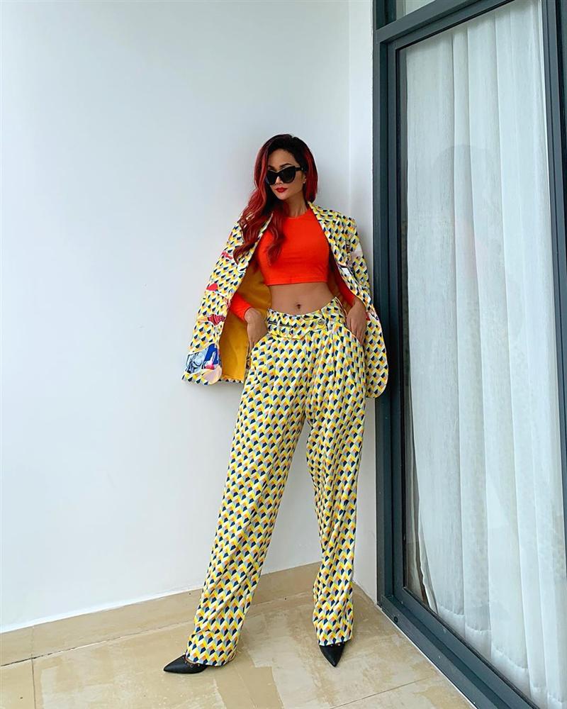 Học HHen Niê bí quyết cực dễ hack vòng eo nhỏ đến siêu tưởng mà không cần đến photoshop-5