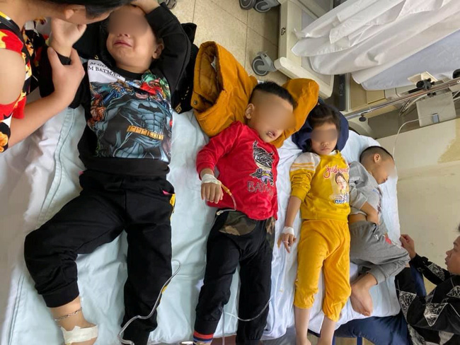 Nóng: Gần 60 học sinh mầm non ở Thanh Hóa nhập viện nghi do ngộ độc-1