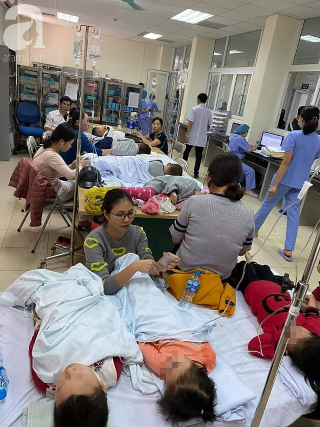 Lời kể của phụ huynh giây phút chứng kiến hàng trăm trẻ mầm non nhập viện nghi ngộ độc ở Thanh Hóa-1