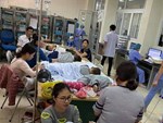 59 học sinh Tây Ninh nhập viện cấp cứu tại TP.HCM sau khi ăn xôi gà-3