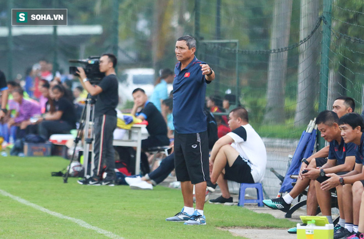 HLV Mai Đức Chung mong các đơn vị hứa thưởng SEA Games 30 sớm chuyển tiền-1