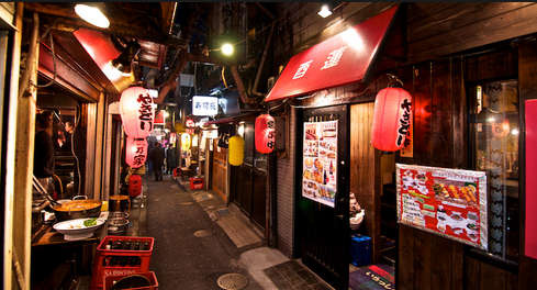 Buổi tối không yên tĩnh ở khu phố Nhật Bản từng được mệnh danh là nơi nhỏ bé yên bình giữa lòng Sài Gòn: Ảm ảnh với lời mời gọi nỉ non Massage, sir!-1