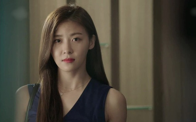 Chồng đập bát đập đũa rồi chê vợ không bằng 1 nửa của mẹ, cô đáp gọn lỏn 1 câu khiến anh cứng họng-1