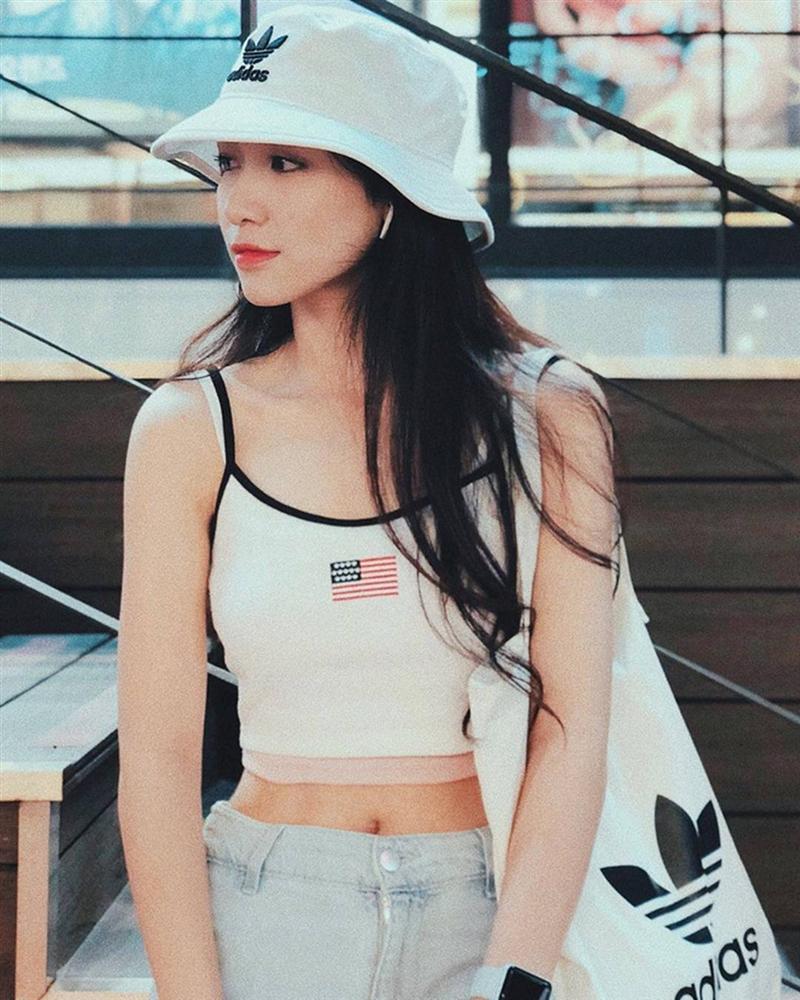 Hòa Minzy thay đổi phong cách sau tin đồn vừa sinh con-10