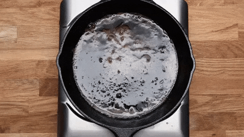 Vệ sinh sau khi nấu nướng - cơn ác mộng mang tên chảo gang sẽ được đập tan trong nháy mắt-1