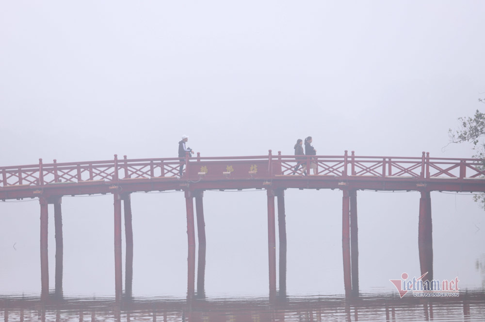 Mịt mù khắp nơi, không khí Hà Nội ở top 7 ô nhiễm nhất thế giới-4