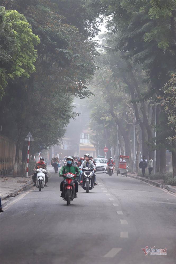 Mịt mù khắp nơi, không khí Hà Nội ở top 7 ô nhiễm nhất thế giới-9
