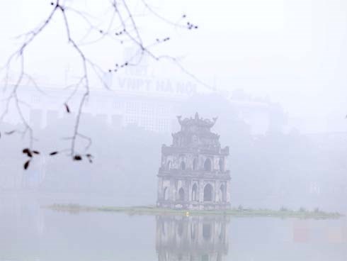 Mịt mù khắp nơi, không khí Hà Nội ở top 7 ô nhiễm nhất thế giới