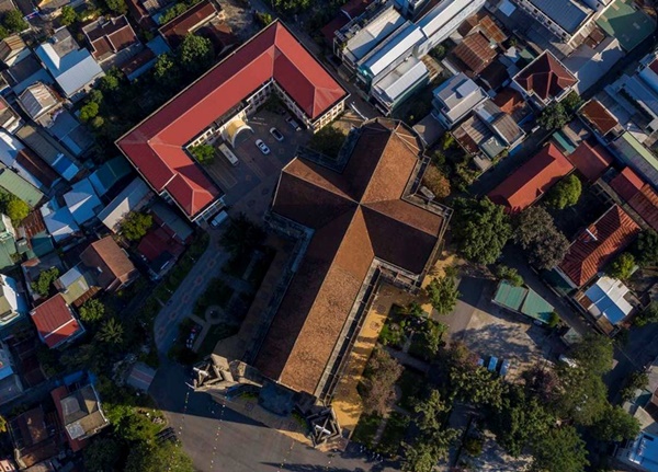 Toàn cảnh hai nhà thờ lớn ở Huế trong dịp Giáng sinh-8