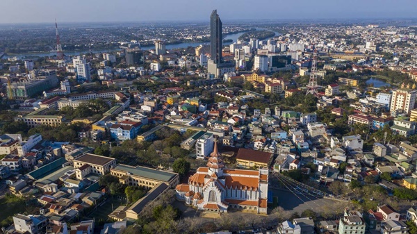 Toàn cảnh hai nhà thờ lớn ở Huế trong dịp Giáng sinh-15