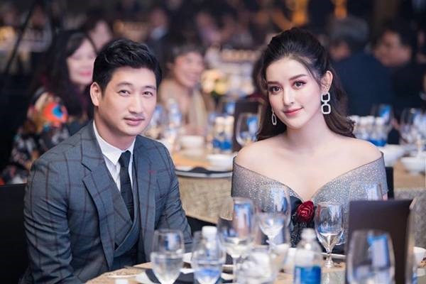 Tường San khoe vai trần yêu kiều, Hoàng Thuỳ bất ngờ cắt tóc ngắn trẻ trung-9