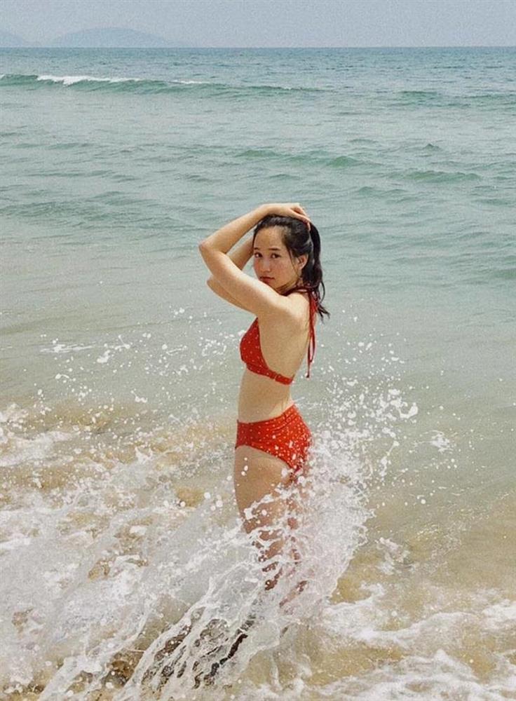 Trúc Anh Mắt biếc và những lần mặc gợi cảm-1