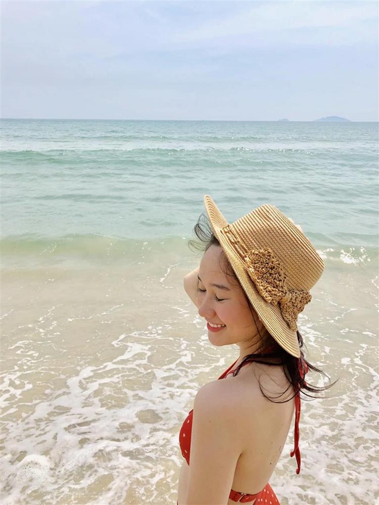 Trúc Anh Mắt biếc và những lần mặc gợi cảm-2