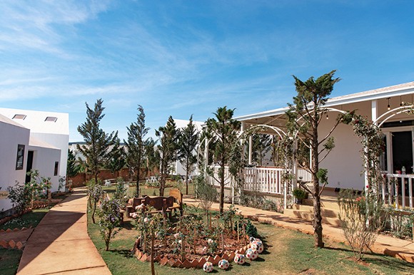 Lý Nhã Kỳ chính thức khoe toàn cảnh resort triệu đô như một thiên đường tại Đà Lạt-8