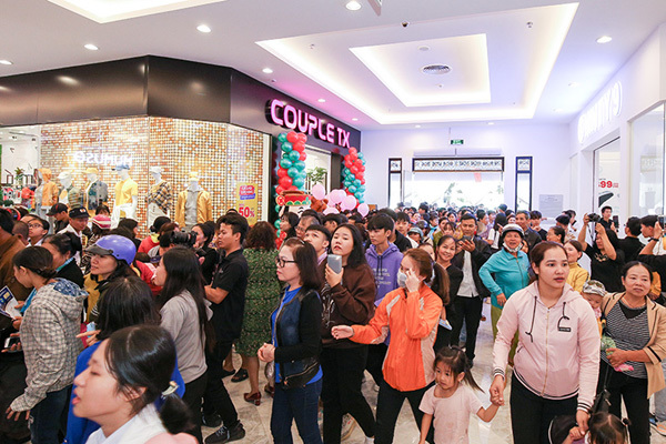 Vincom đồng loạt khai trương 3 TTTM mới dịp Giáng sinh-7