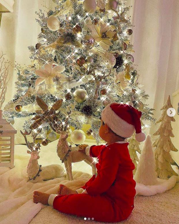 Xôn xao danh tính bạn trai đại gia tin đồn của Phạm Hương: Doanh nhân có tiếng Hải Phòng, từng có 1 đời vợ và 2 con riêng-7