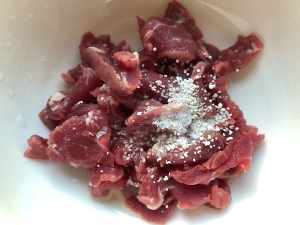 Tận dụng cơm nguội nấu món cháo nấm nóng hổi cho bữa sáng-3