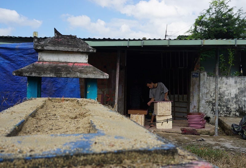 Ớn lạnh khu dân cư ‘sống chung với hàng nghìn người chết’ ở Đà Nẵng-5