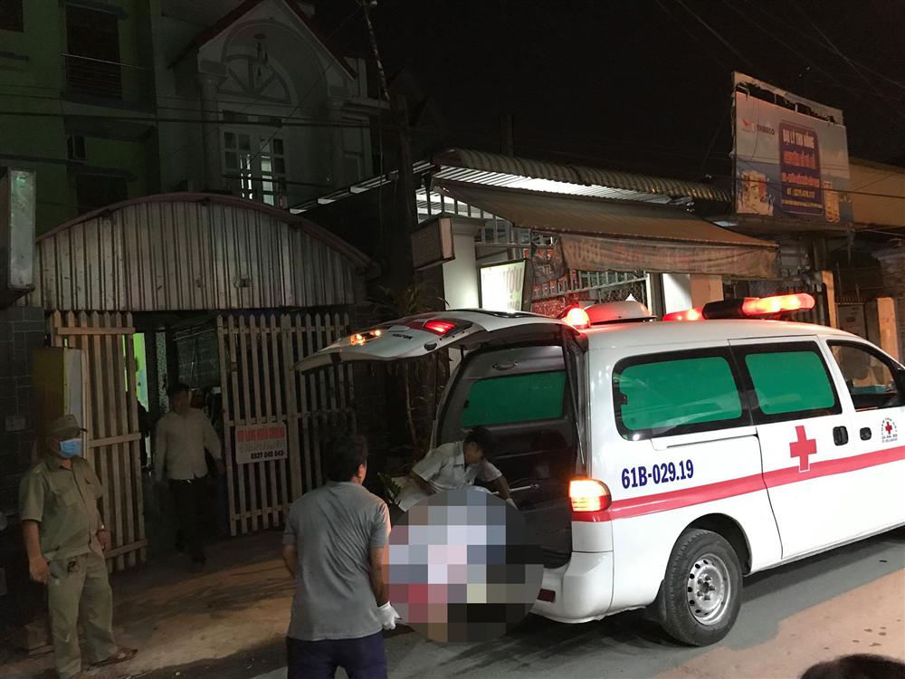 Người đàn ông gọi điện về nhà chỉ chỗ cho người thân nơi mình treo cổ trong đêm Noel-2