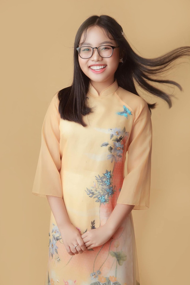 Phương Mỹ Chi lần đầu chia sẻ áp lực phía sau sự nổi tiếng: Bỏ học đi diễn, bị mẹ bào mòn, chẳng có không gian vui chơi giải trí như bạn bè cùng trang lứa-3