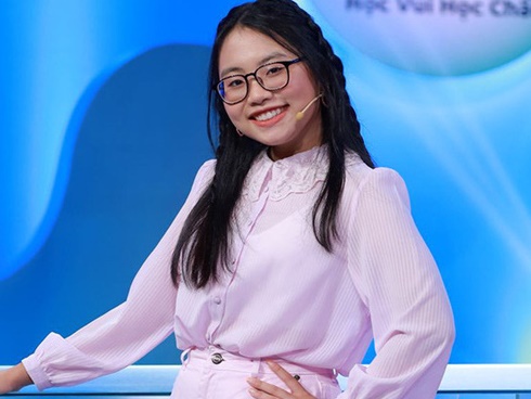 Phương Mỹ Chi xác nhận rời công ty quản lý của ba nuôi Quang Lê sau 6 năm gắn bó, nhưng lý do là gì?-4