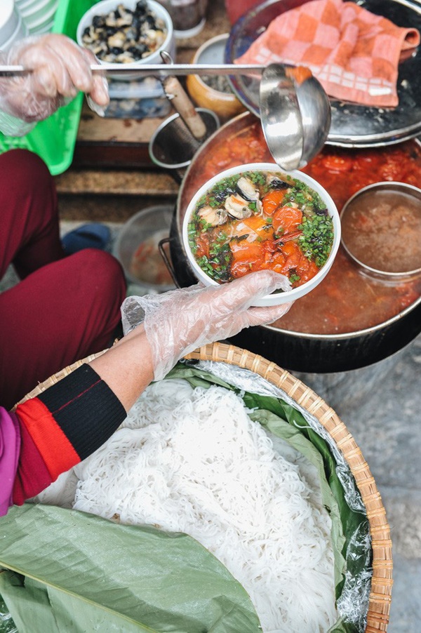 Mùa đông Hà Nội có hương vị gì khiến người ta phải lòng đến thế, năm nào cũng đến mà vẫn khắc khoải ngóng trông-9