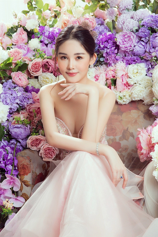 Lê Âu Ngân Anh xinh đẹp trong bộ ảnh mới, gửi lời xin lỗi tới bố mẹ-11