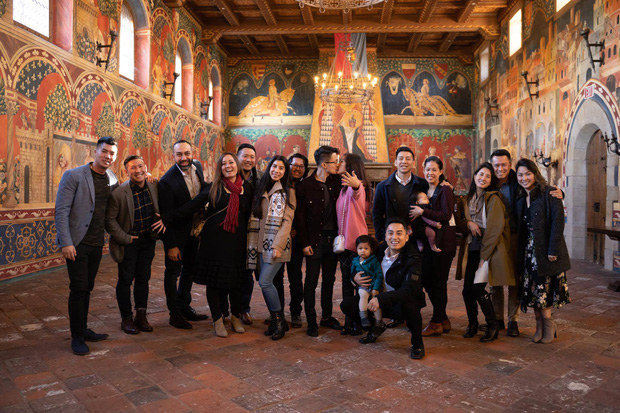 Hoa hậu Thu Hoài được bạn trai kém 10 tuổi quỳ gối cầu hôn tại Mỹ sau hơn 4 năm, nhẫn đính ước khủng gây choáng-3