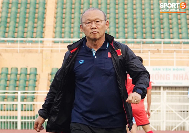 HLV Park Hang-seo: Thiếu Văn Hậu, nguy cơ thủng lưới của U23 Việt Nam tăng cao ở VCK U23 châu Á 2020-2