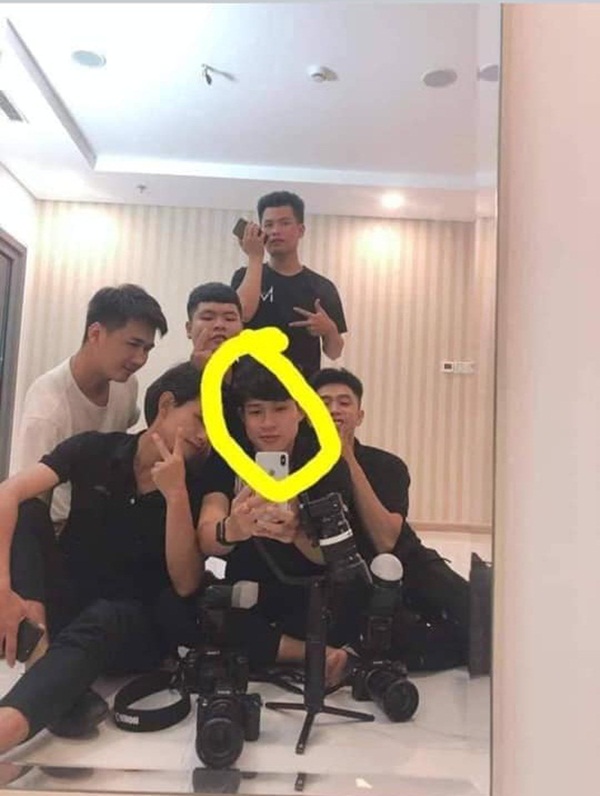 Rò rỉ hậu trường cảnh đóng giả Jack lộ ảnh giường chiếu để chèo lái dư luận?-3