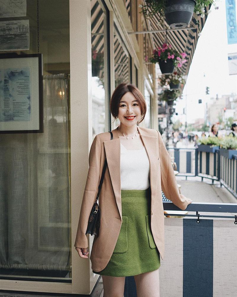 Trời Đông nắng tưng bừng, chân váy ngắn là ngôi sao” bạn không thể bỏ lỡ và 4 cách diện hack tuổi hack dáng đỉnh cao-10