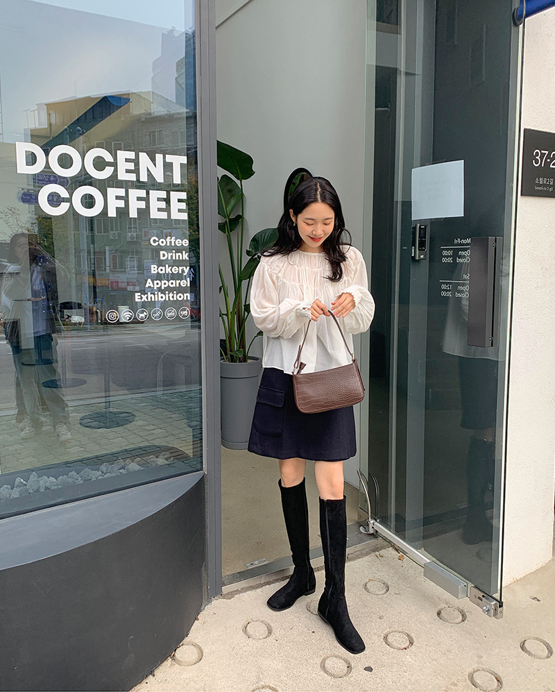 Trời Đông nắng tưng bừng, chân váy ngắn là ngôi sao” bạn không thể bỏ lỡ và 4 cách diện hack tuổi hack dáng đỉnh cao-12