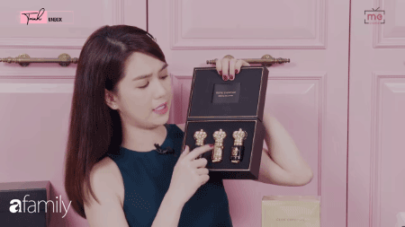 Hết năm 2019, hãy gọi Ngọc Trinh là Nữ hoàng đập hộp khi đã khiến cả Vbiz chao đảo đu trend-2