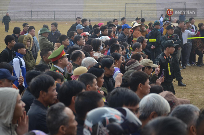 Xét xử vụ nữ sinh giao gà bị sát hại: Bùi Thị Kim Thu run lẩy bẩy đứng trước vành móng ngựa, liên tục kêu oan-19