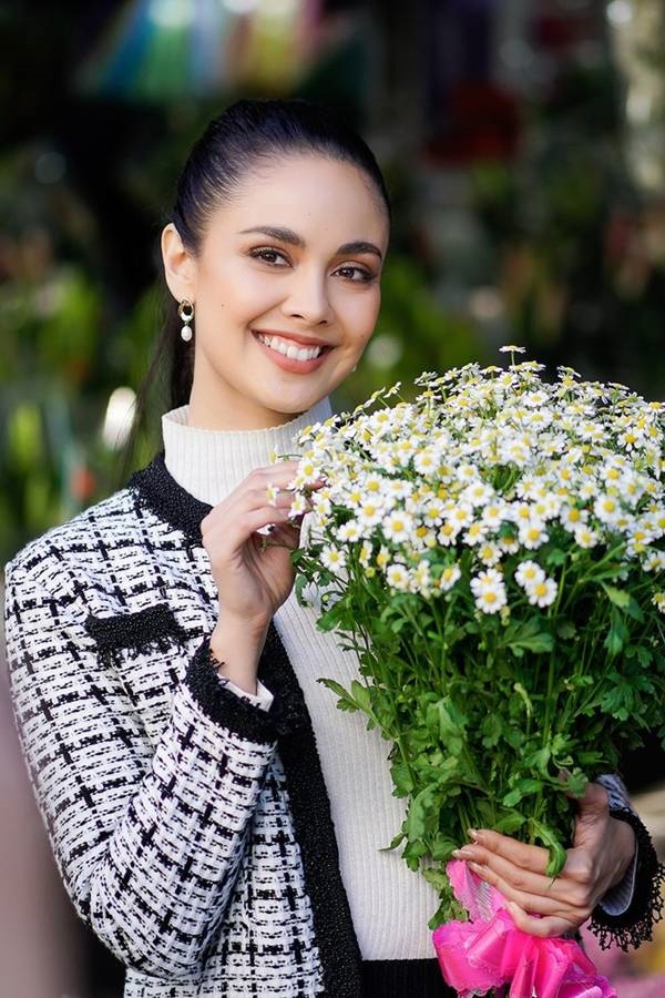 Lương Thuỳ Linh đọ nhan sắc một chín, một mười với Megan Young ở Đà Lạt-11