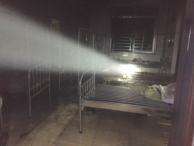 Nam bệnh nhân đánh đập nữ điều dưỡng: Nạn nhân mang thai tháng thứ 3, phải nhập viện cấp cứu-2