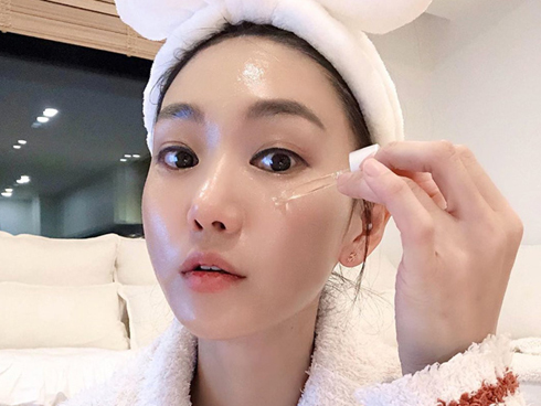 3 món skincare chuyên gia khuyên bạn đừng sắm làm chi cho tốn tiền, vì chúng chẳng giúp ích được nhiều cho làn da-4