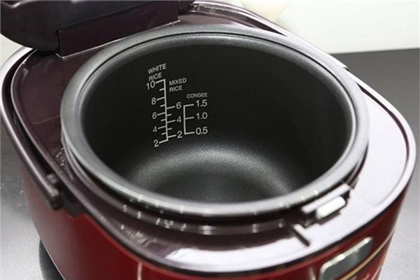Mách chị em mẹo chọn nồi cơm điện rẻ, đẹp, bền-5