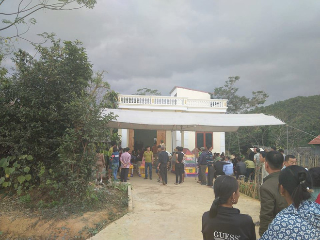 Thảm án 5 người chết ở Thái Nguyên: Hai con gái suy sụp, ôm nhau khóc khi hay tin bố giết mẹ và 4 người khác-1