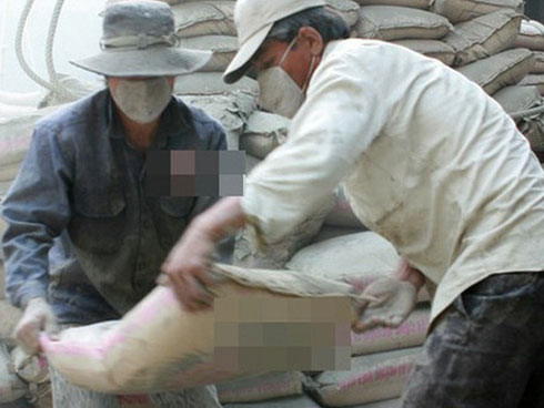 Quá bực vì liên tục mất đồ lót, cô gái treo lên móc bức tâm thư gửi cho tên trộm khiến ai đọc xong cũng không thể nhịn cười-3