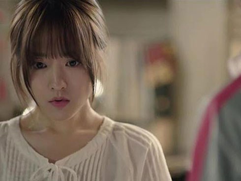 Cú xả giận ngoạn mục của anh chồng khiến cô vợ bấy lâu nhẫn nhịn mẹ và em chồng lần đầu biết cảm giác có đồng minh